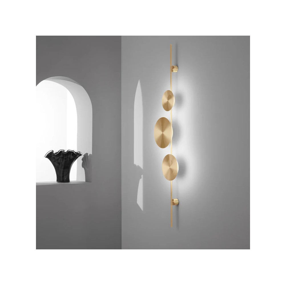 Luce Ambiente Design Idol